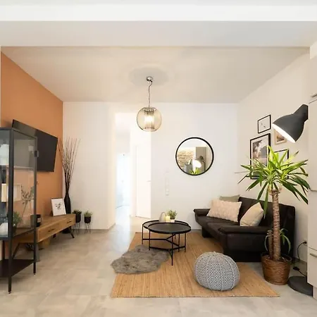 Luxury Apartment, In The Old Town On The Lake... דירה אוברלינגן