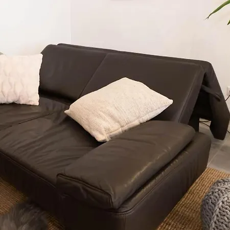 Luxury Apartment, In The Old Town On The Lake... דירה