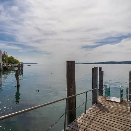 Luxury Apartment, In The Old Town On The Lake... אוברלינגן